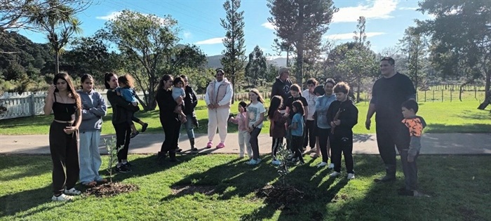 Harataunga tree planting.jpg